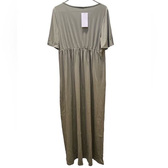 #2419 NWT Over The Head V-Neck Sage Maxi Dress - Picture 3 of 8